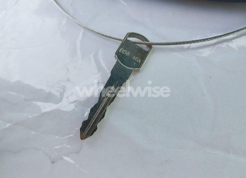 Photo 11 of 1998 Chevrolet S-10 LS SPORTSIDE (VIN 1GCCS19X0W8119240)