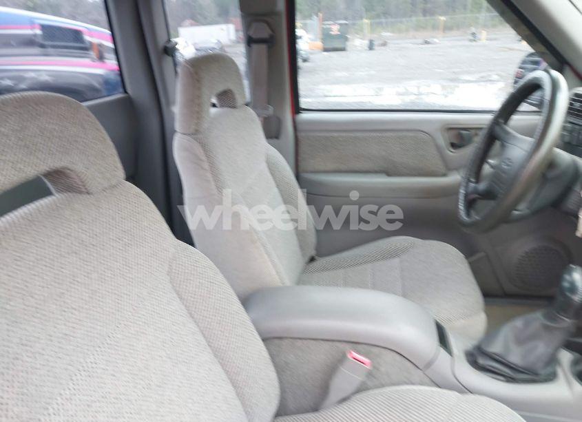 Photo 5 of 1997 Chevrolet S-10 LS FLEETSIDE (VIN 1GCCS19X1V8205980)