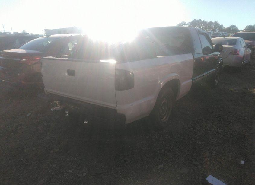 Photo 4 of 1998 Chevrolet S-10 LS FLEETSIDE (VIN 1GCCS19X1WK127172)