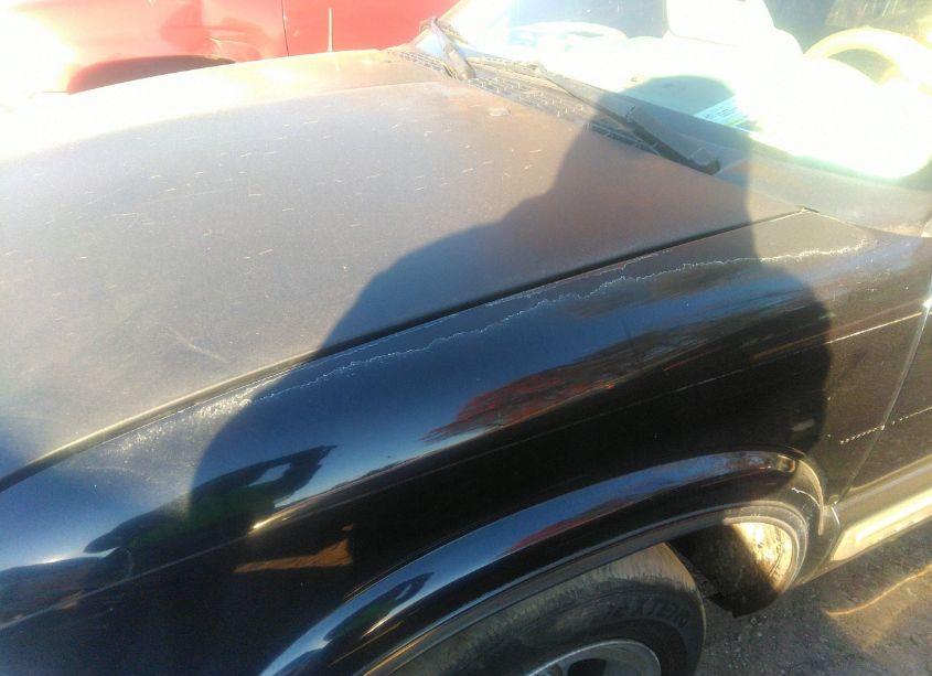 Photo 6 of 1998 Chevrolet S-10 LS FLEETSIDE (VIN 1GCCS19X1WK127172)