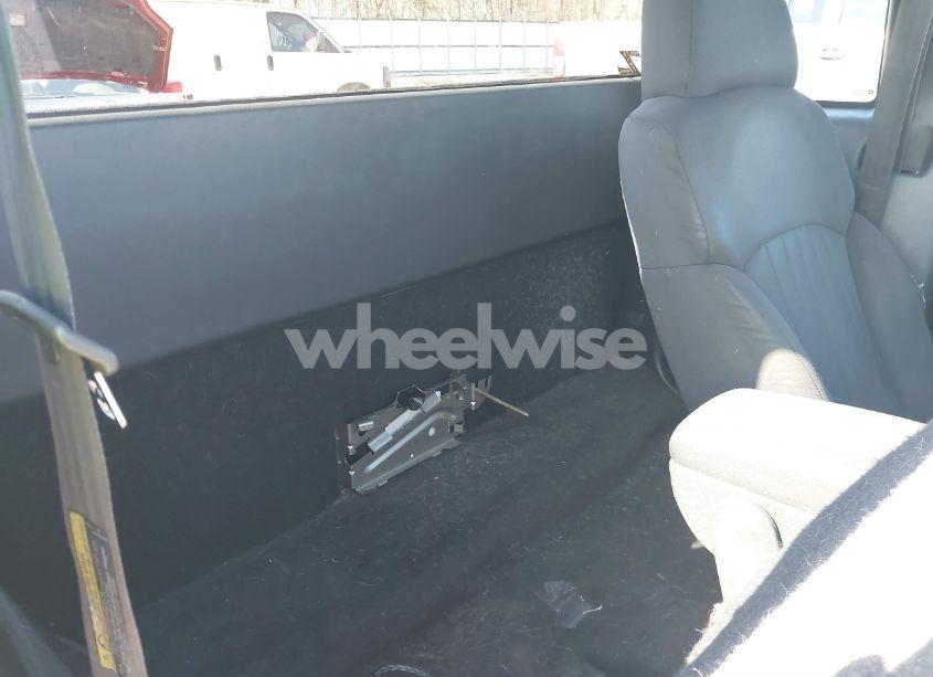 Photo 8 of 2003 Chevrolet S-10 LS (VIN 1GCCS19X238105934)