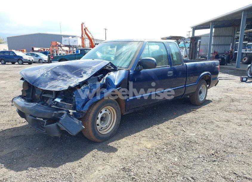 Photo 2 of 2003 Chevrolet S-10 (VIN 1GCCS19X238174168)