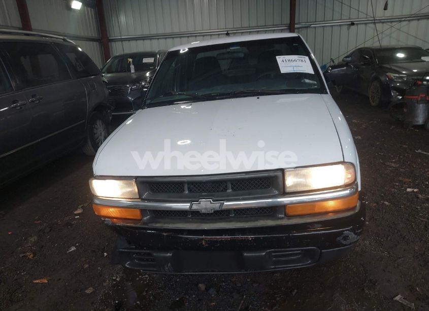 Photo 12 of 2003 Chevrolet S-10 (VIN 1GCCS19X238277865)