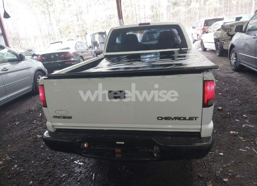 Photo 16 of 2003 Chevrolet S-10 (VIN 1GCCS19X238277865)