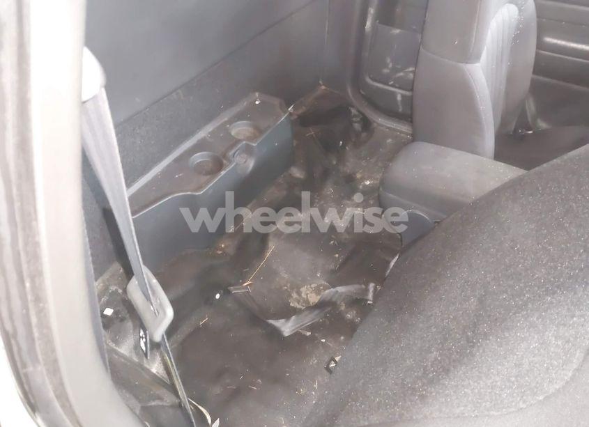 Photo 8 of 2003 Chevrolet S-10 (VIN 1GCCS19X238277865)