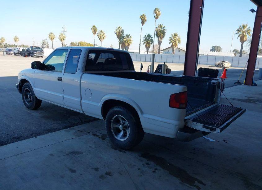 Photo 3 of 1998 Chevrolet S-10 LS FLEETSIDE (VIN 1GCCS19X2W8115139)