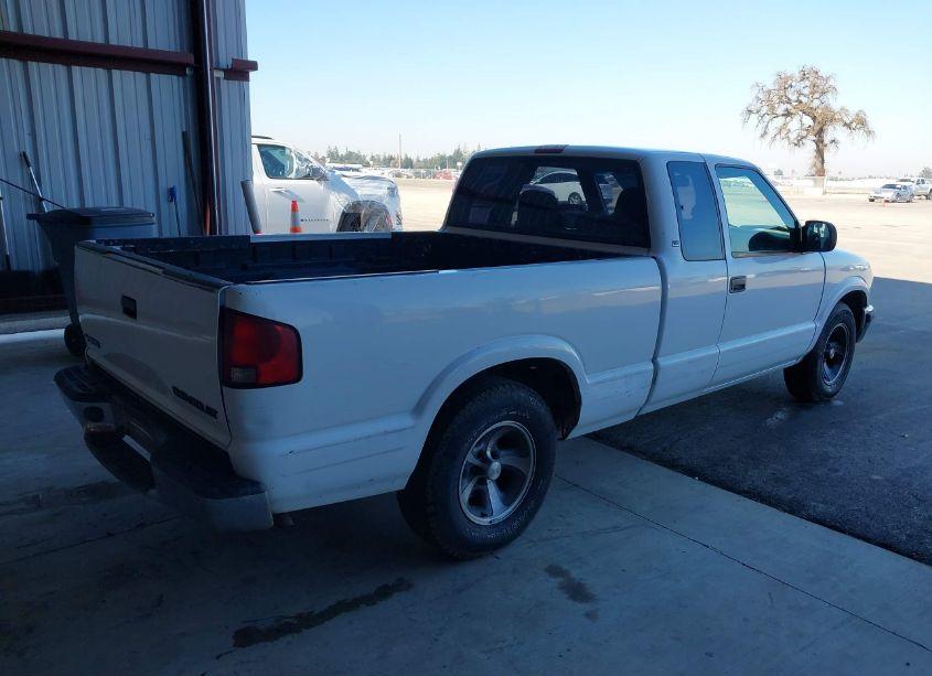 Photo 4 of 1998 Chevrolet S-10 LS FLEETSIDE (VIN 1GCCS19X2W8115139)