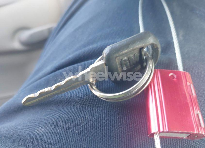 Photo 11 of 1998 Chevrolet S-10 LS FLEETSIDE (VIN 1GCCS19X2W8193372)