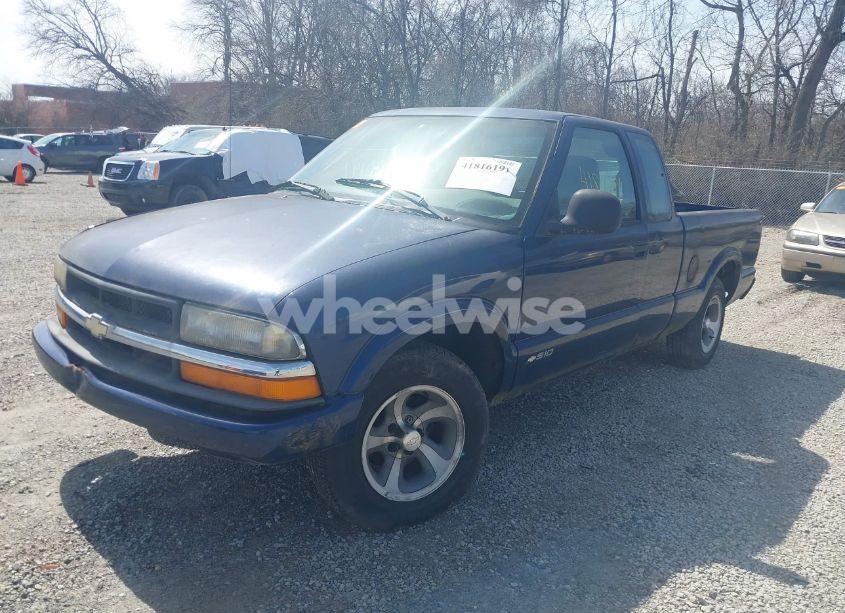Photo 2 of 1998 Chevrolet S-10 LS FLEETSIDE (VIN 1GCCS19X2W8193372)