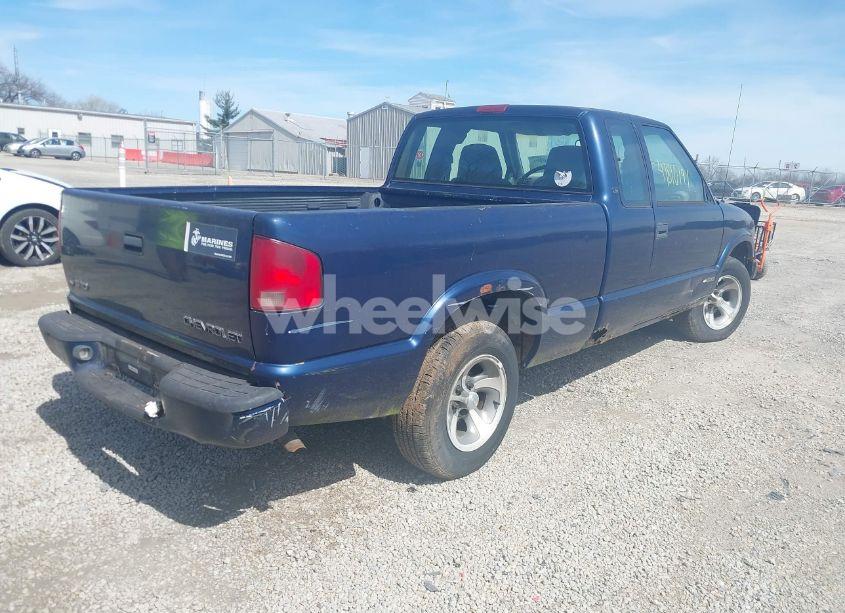 Photo 4 of 1998 Chevrolet S-10 LS FLEETSIDE (VIN 1GCCS19X2W8193372)