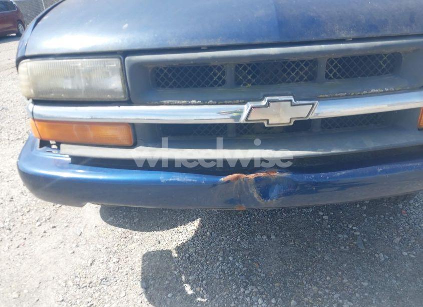 Photo 6 of 1998 Chevrolet S-10 LS FLEETSIDE (VIN 1GCCS19X2W8193372)