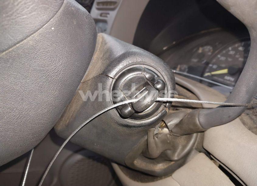 Photo 11 of 1998 Chevrolet S-10 LS FLEETSIDE (VIN 1GCCS19X3WK135970)