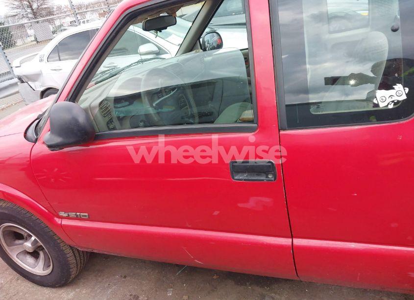 Photo 14 of 1998 Chevrolet S-10 LS FLEETSIDE (VIN 1GCCS19X3WK135970)