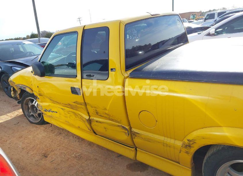 Photo 14 of 2003 Chevrolet S-10 LS (VIN 1GCCS19X438128471)