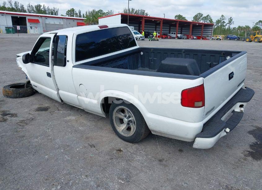 Photo 3 of 2003 Chevrolet S-10 LS (VIN 1GCCS19X438162359)