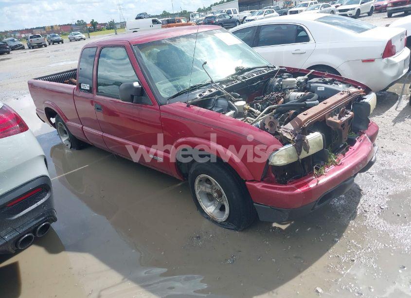 2003 Chevrolet S-10 LS (VIN 1GCCS19X438162636) main photo