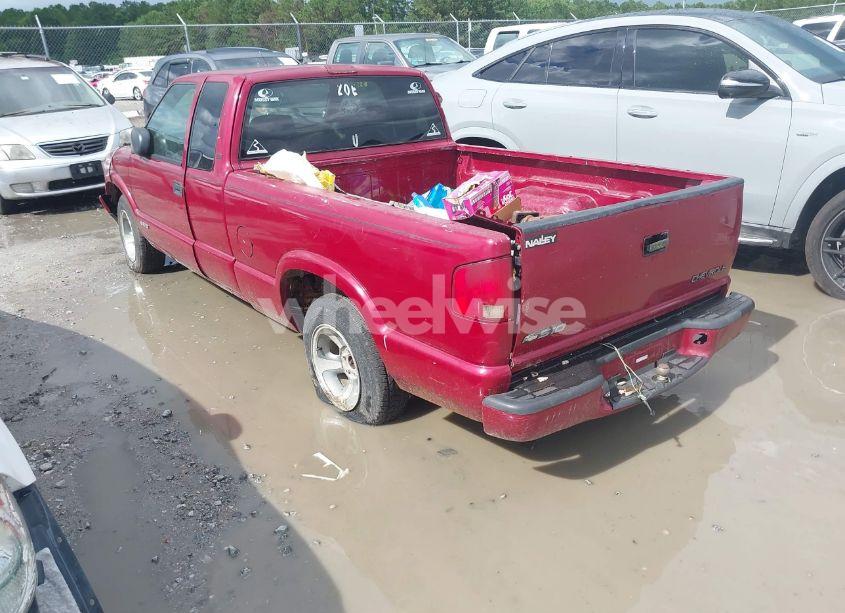 Photo 3 of 2003 Chevrolet S-10 LS (VIN 1GCCS19X438162636)