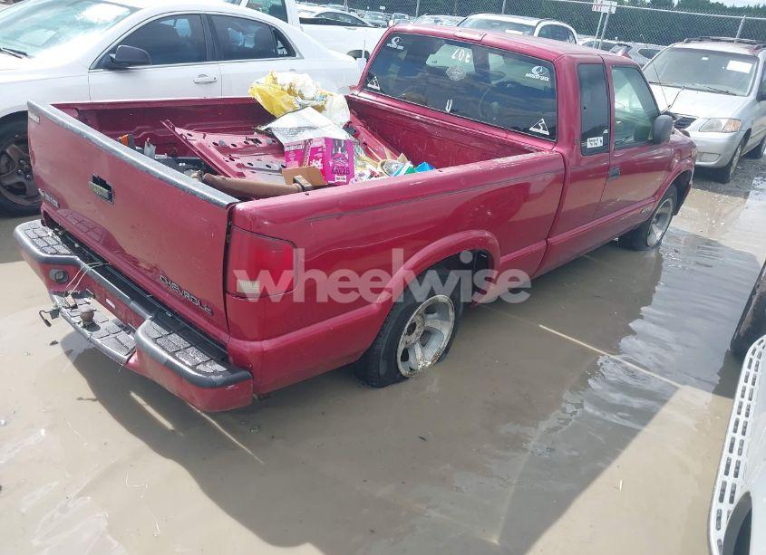 Photo 4 of 2003 Chevrolet S-10 LS (VIN 1GCCS19X438162636)