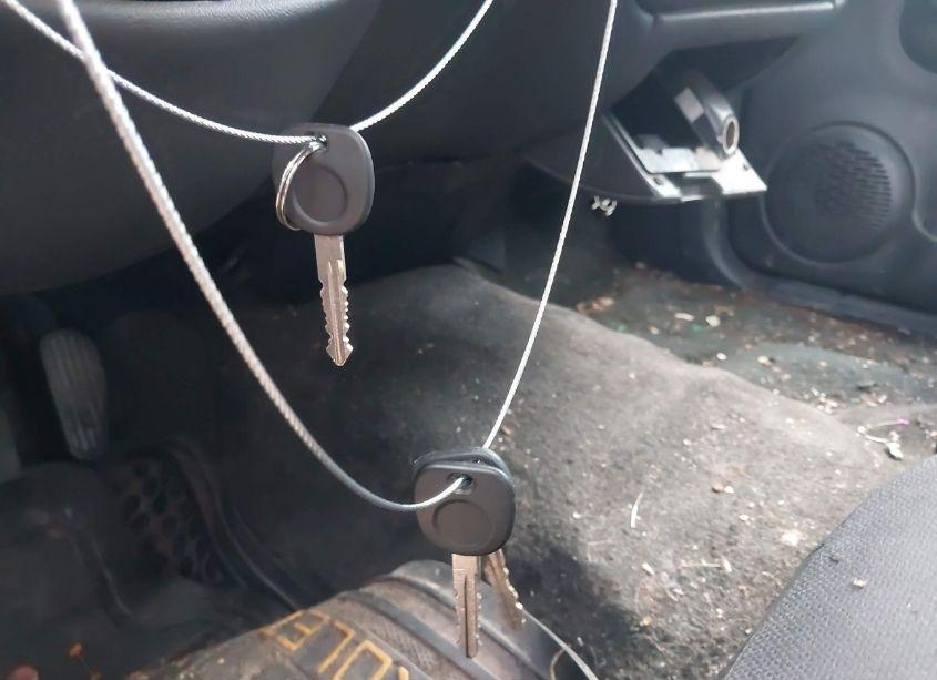 Photo 11 of 2003 Chevrolet S-10 LS (VIN 1GCCS19X438231177)