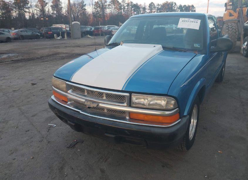 Photo 6 of 1998 Chevrolet S-10 LS FLEETSIDE (VIN 1GCCS19X4WK181243)