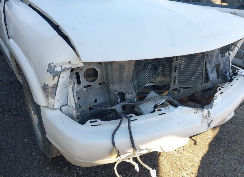 Photo 19 of 1999 Chevrolet S-10 LS (VIN 1GCCS19X4X8144451)