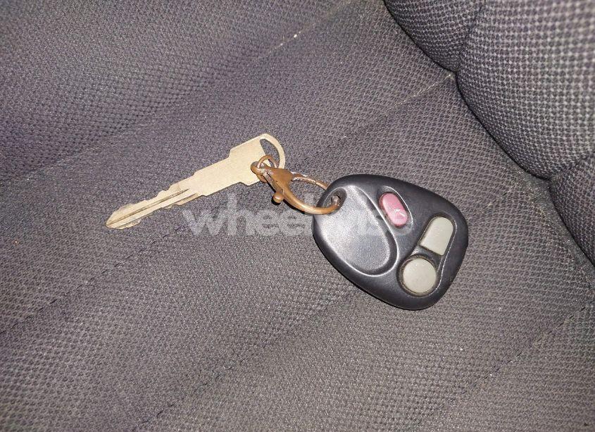 Photo 11 of 2003 Chevrolet S-10 LS (VIN 1GCCS19X538117656)