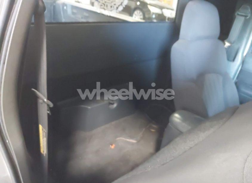 Photo 8 of 2003 Chevrolet S-10 LS (VIN 1GCCS19X538117656)