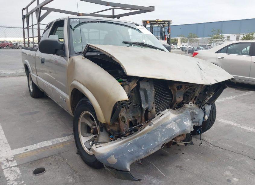 Photo 16 of 2003 Chevrolet S-10 LS (VIN 1GCCS19X538283823)