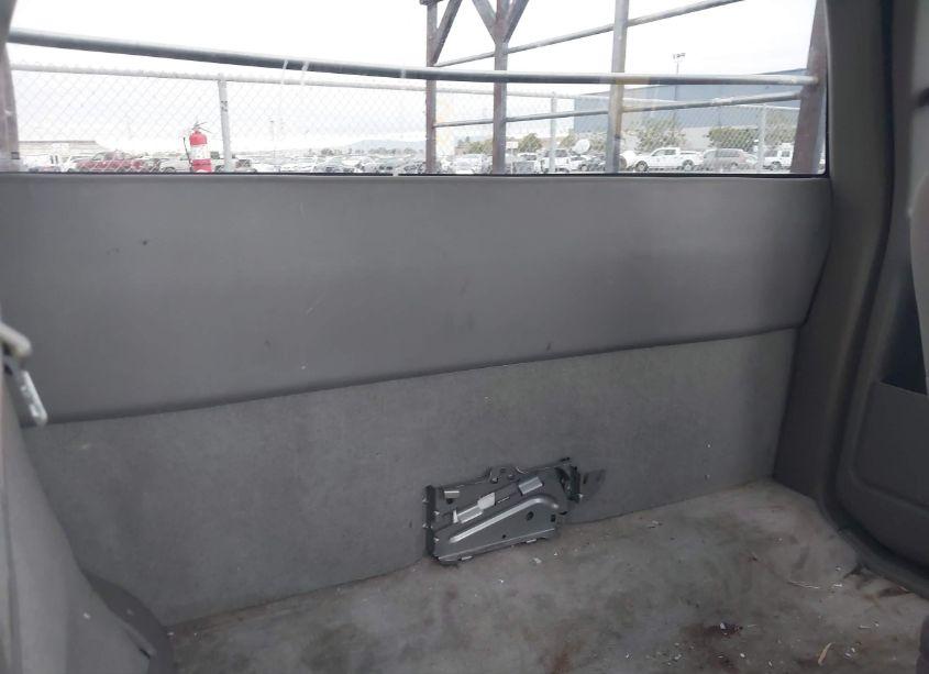 Photo 8 of 2003 Chevrolet S-10 LS (VIN 1GCCS19X538283823)