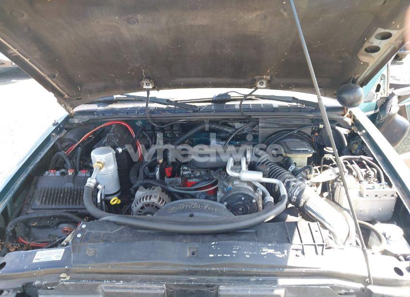 Photo 10 of 1996 Chevrolet S TRUCK S10 (VIN 1GCCS19X5T8174486)