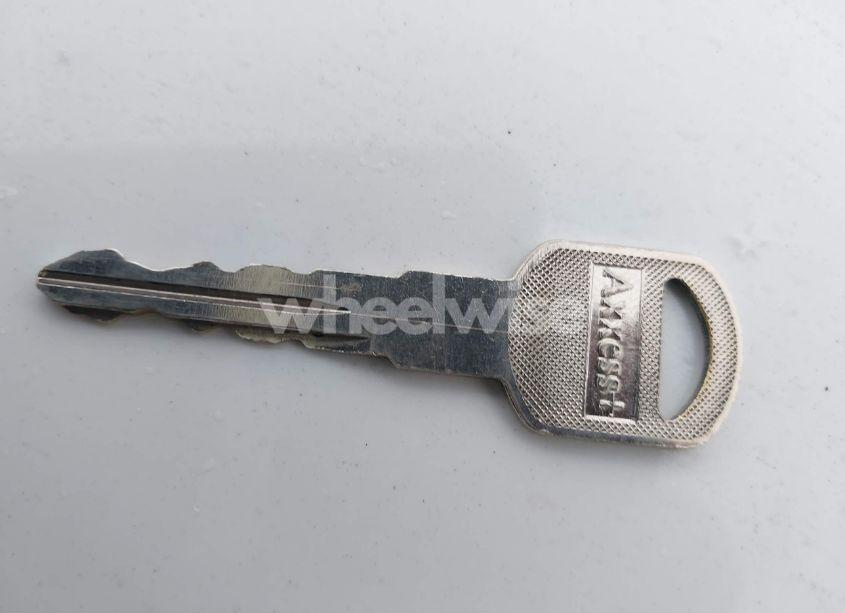 Photo 11 of 1998 Chevrolet S-10 LS FLEETSIDE (VIN 1GCCS19X5W8205594)