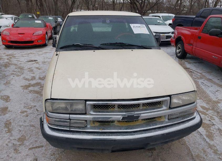 Photo 6 of 1998 Chevrolet S-10 LS FLEETSIDE (VIN 1GCCS19X5W8205594)