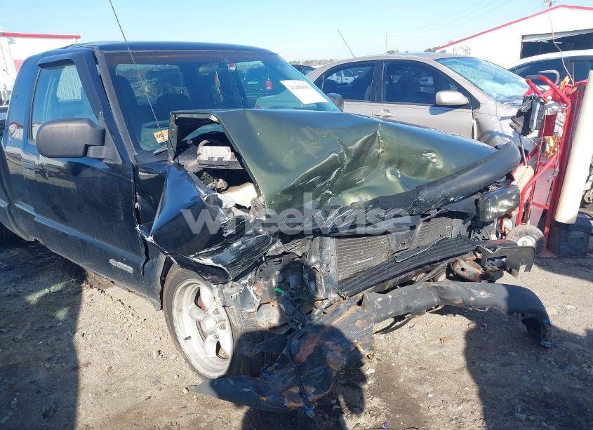 Photo 6 of 2003 Chevrolet S-10 LS (VIN 1GCCS19X738186994)