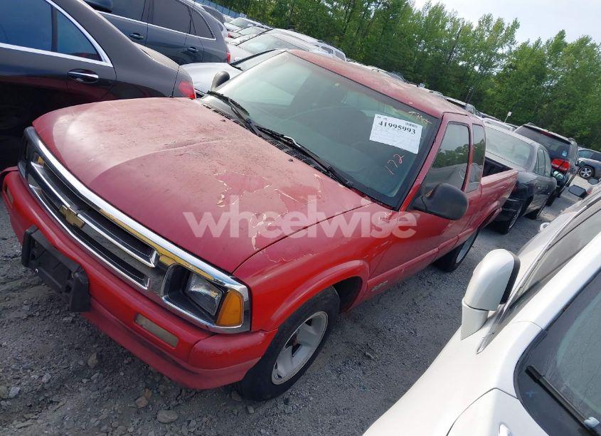Photo 2 of 1997 Chevrolet S-10 LS FLEETSIDE (VIN 1GCCS19X7VK172454)