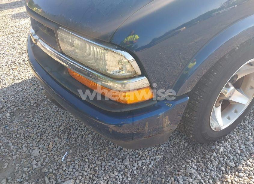 Photo 6 of 2003 Chevrolet S-10 LS (VIN 1GCCS19X838120793)