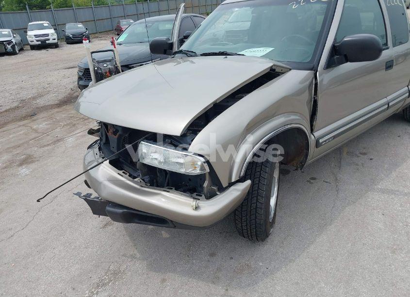 Photo 6 of 2003 Chevrolet S-10 LS (VIN 1GCCS19X838205486)