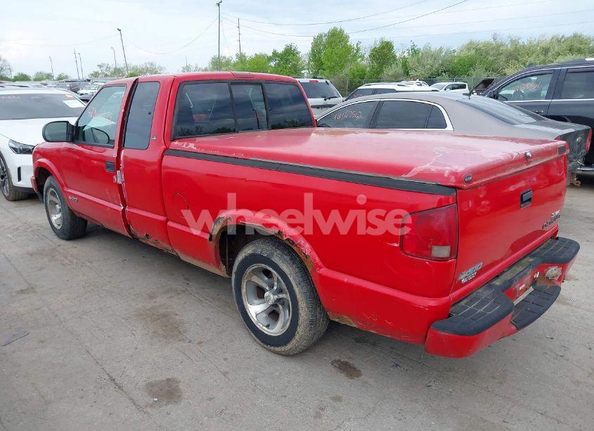 Photo 3 of 2003 Chevrolet S-10 LS (VIN 1GCCS19X838290264)