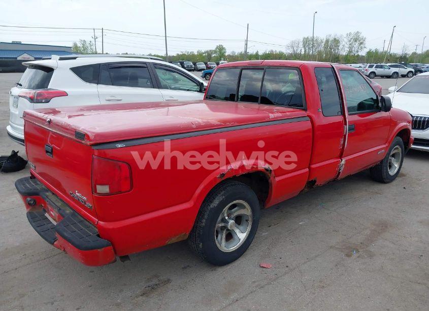 Photo 4 of 2003 Chevrolet S-10 LS (VIN 1GCCS19X838290264)
