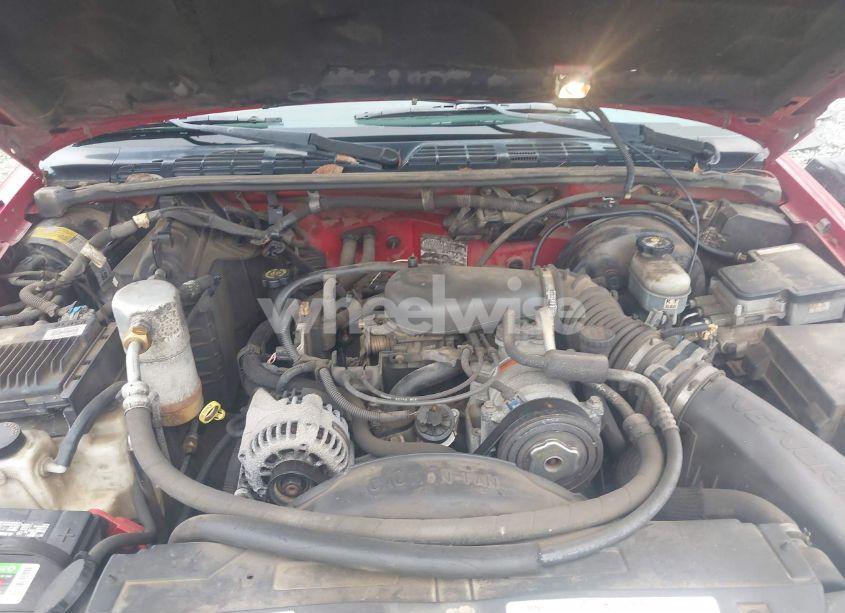 Photo 10 of 1998 Chevrolet S-10 LS FLEETSIDE (VIN 1GCCS19X8W8191724)