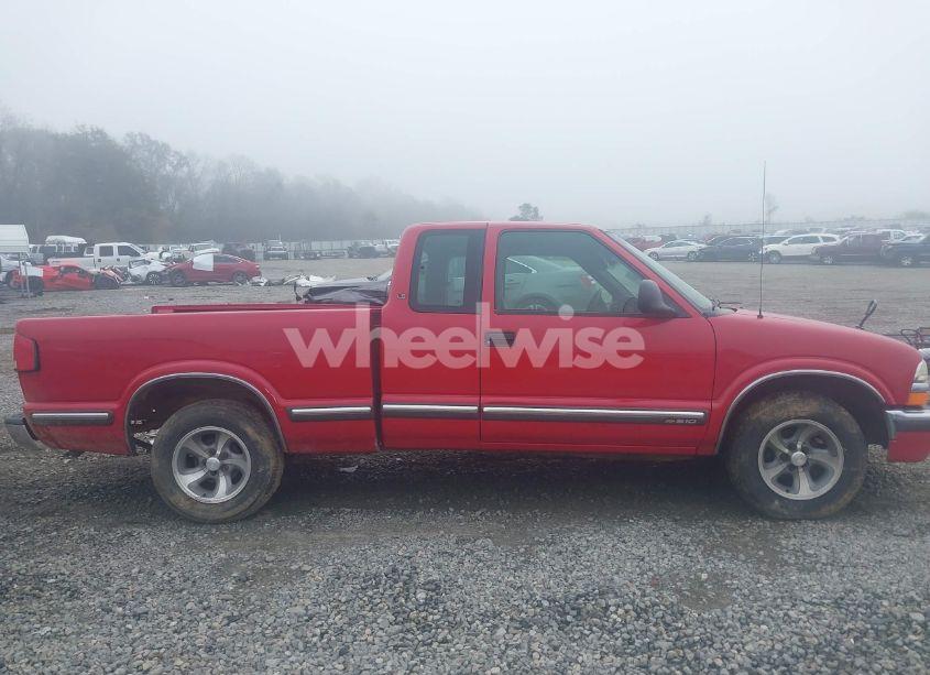 Photo 12 of 1998 Chevrolet S-10 LS FLEETSIDE (VIN 1GCCS19X8W8191724)