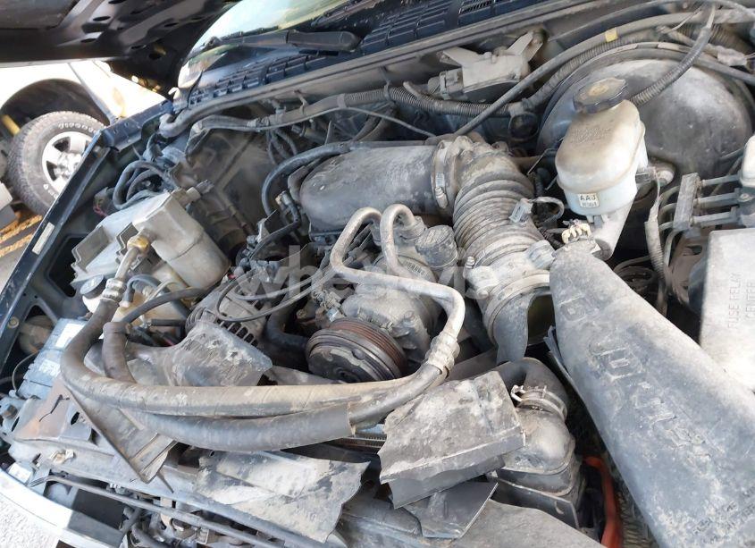 Photo 10 of 2003 Chevrolet S-10 LS (VIN 1GCCS19X938207540)