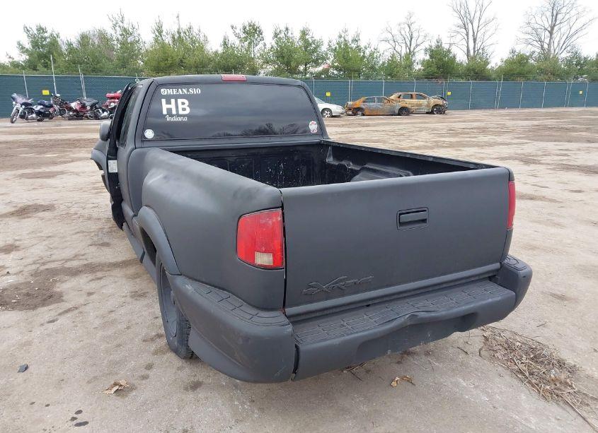 Photo 3 of 2003 Chevrolet S-10 LS (VIN 1GCCS19XX38122979)