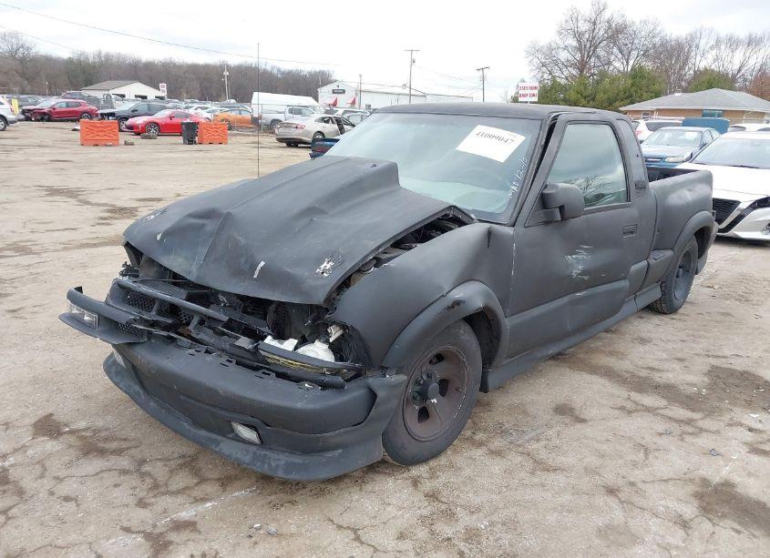 Photo 6 of 2003 Chevrolet S-10 LS (VIN 1GCCS19XX38122979)