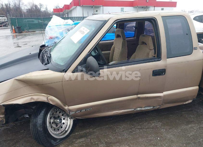 Photo 16 of 1997 Chevrolet S-10 LS FLEETSIDE (VIN 1GCCS19XXVK155471)