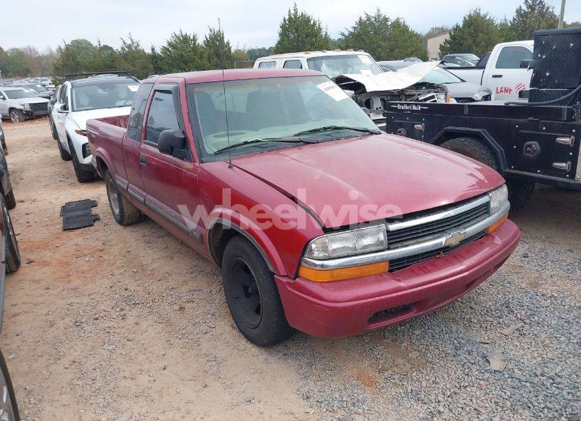 1999 Chevrolet S-10 LS (VIN 1GCCS19XXX8121563) main photo