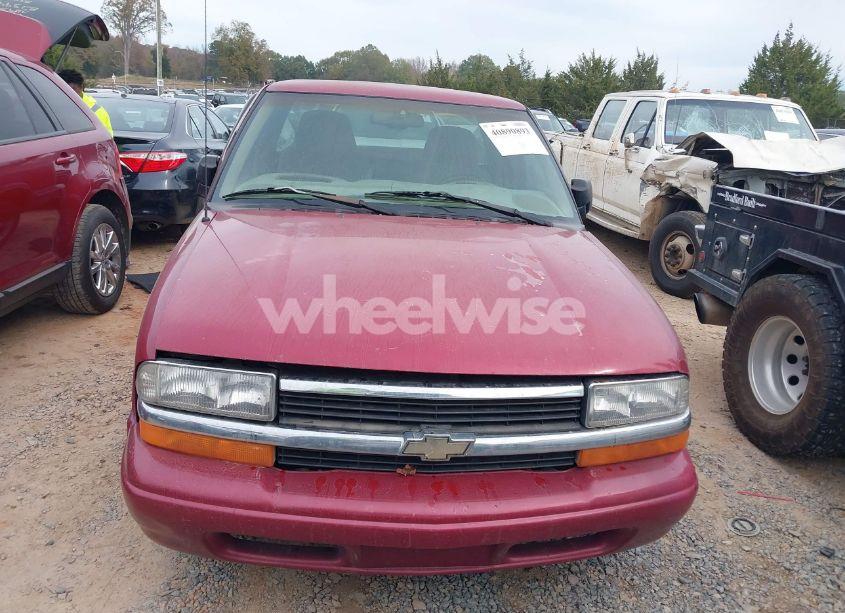 Photo 12 of 1999 Chevrolet S-10 LS (VIN 1GCCS19XXX8121563)