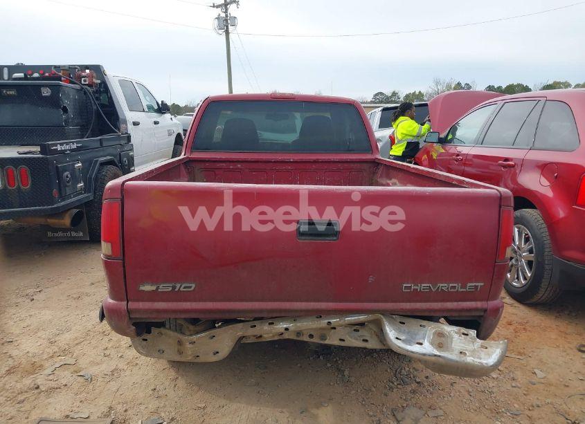 Photo 16 of 1999 Chevrolet S-10 LS (VIN 1GCCS19XXX8121563)