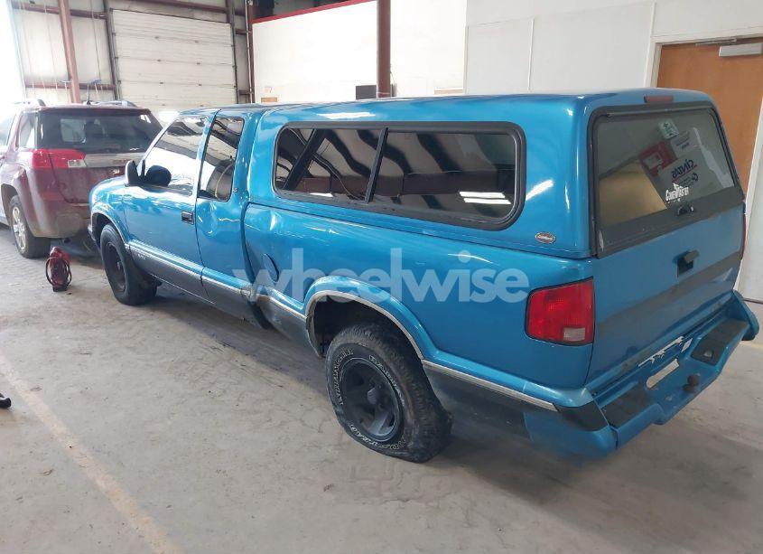 Photo 3 of 1995 Chevrolet S TRUCK S10 (VIN 1GCCS19Z0S8127527)