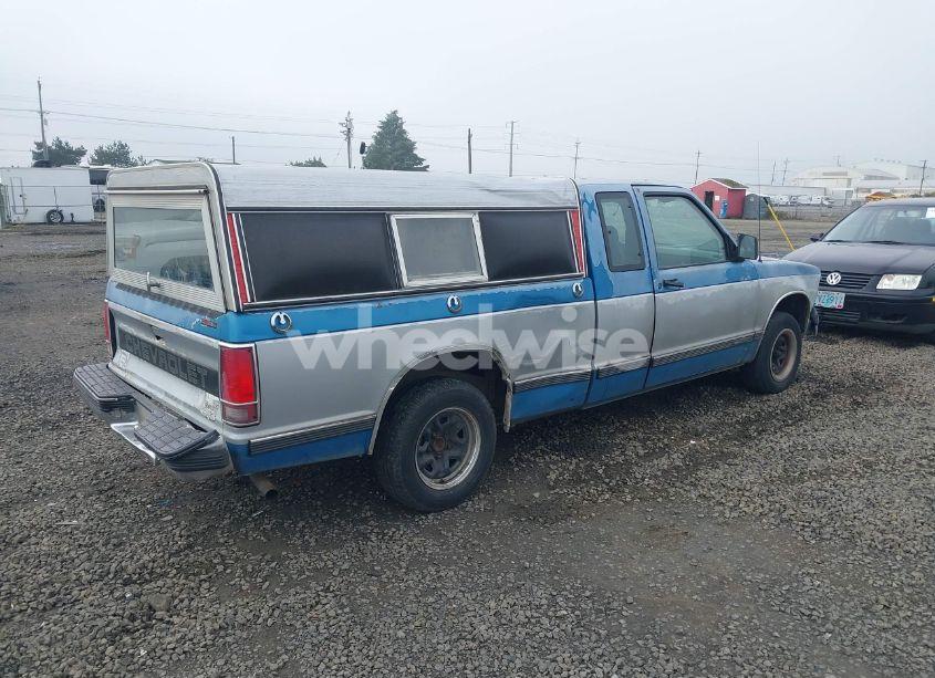 Photo 4 of 1991 Chevrolet S TRUCK S10 (VIN 1GCCS19Z4M8179875)