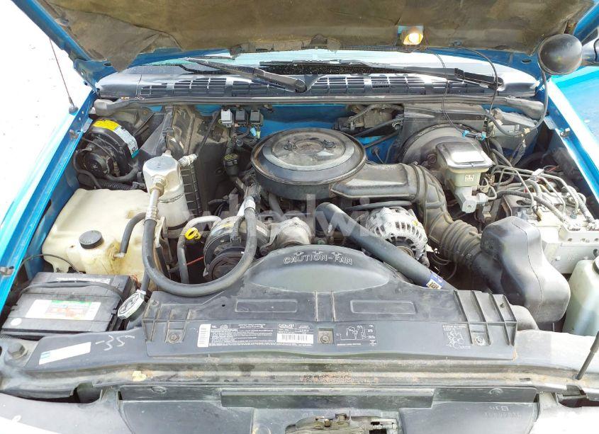 Photo 10 of 1995 Chevrolet S TRUCK S10 (VIN 1GCCS19Z4SK107915)